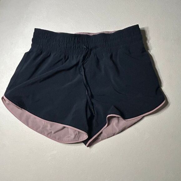 Lululemon Reversible Running Shorts Size 4 Mauve Navy - Picture 3 of 9